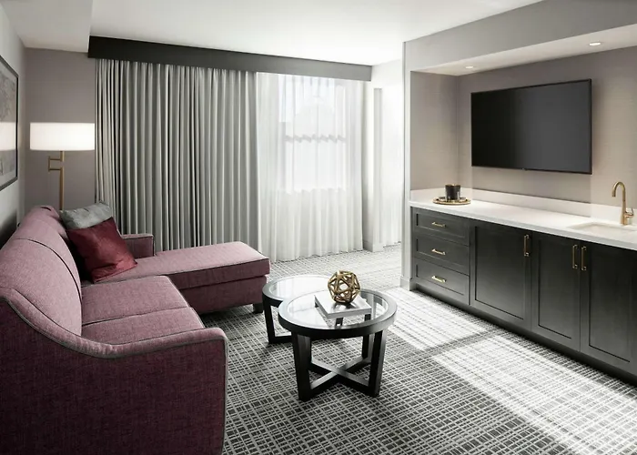 Hotel The Axis Hotel, Tapestry Collection By Hilton 4*