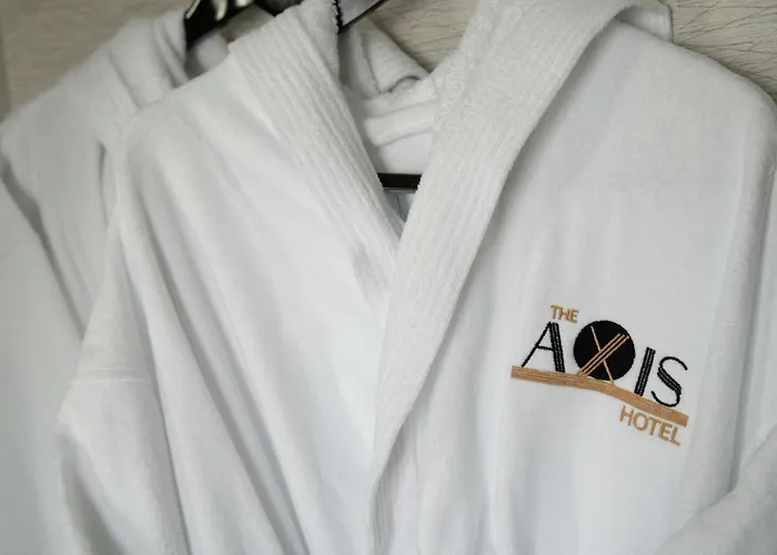 The Axis Hotel, Tapestry Collection By Hilton