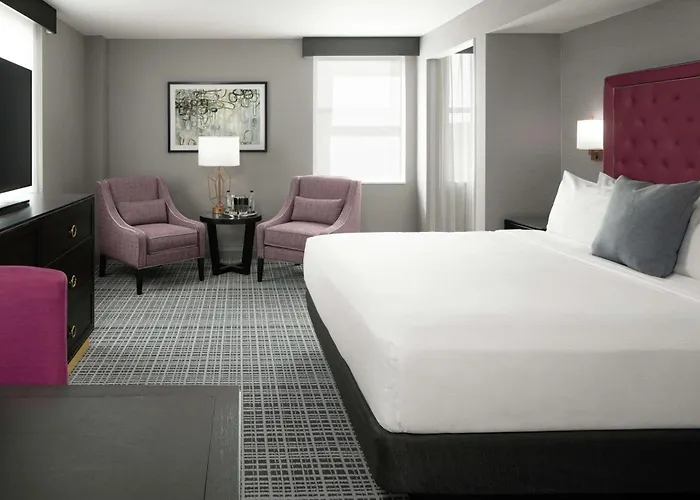 The Axis Hotel, Tapestry Collection By Hilton