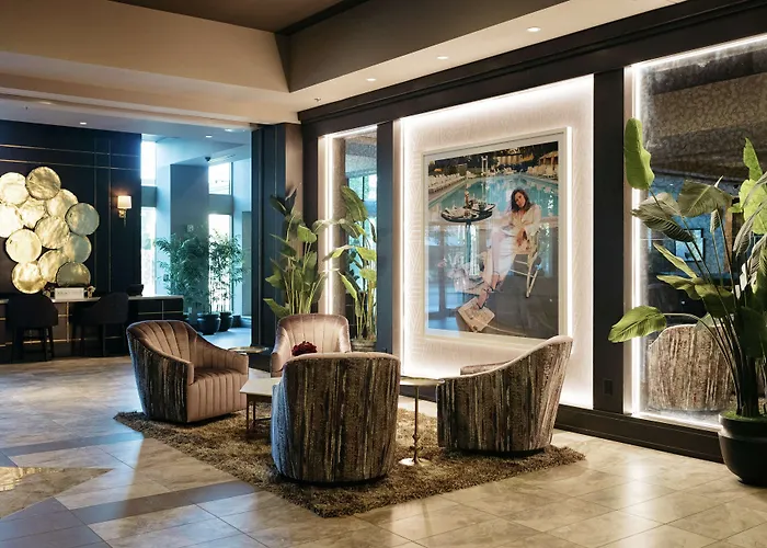 The Axis Hotel, Tapestry Collection By Hilton Moline