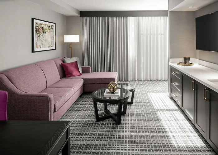 Hotel The Axis Hotel, Tapestry Collection By Hilton Moline