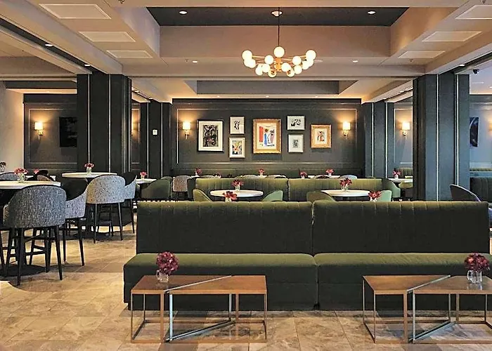 Hotel The Axis Hotel, Tapestry Collection By Hilton Moline
